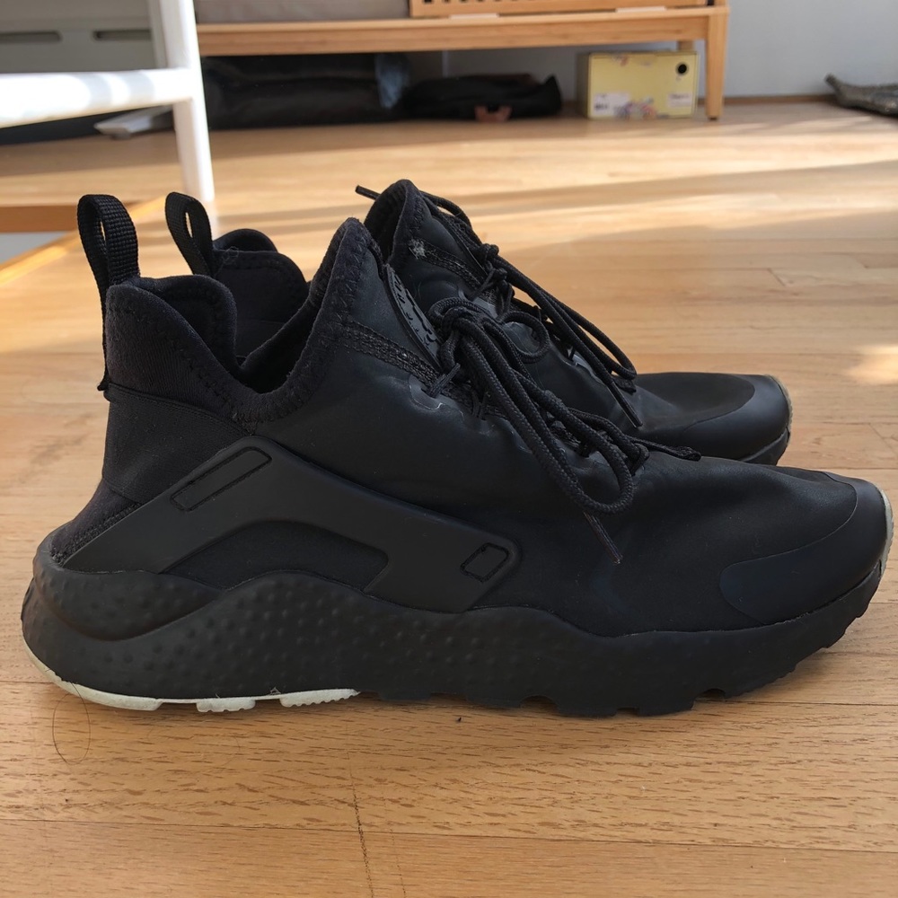 Nike Huarache Sneakers